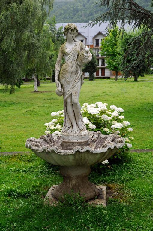 Residence Les Jardins De Ramel By Popinns Bagnères-de-Luchon Rom bilde